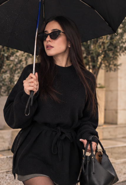 Pull long noir avec ceinture