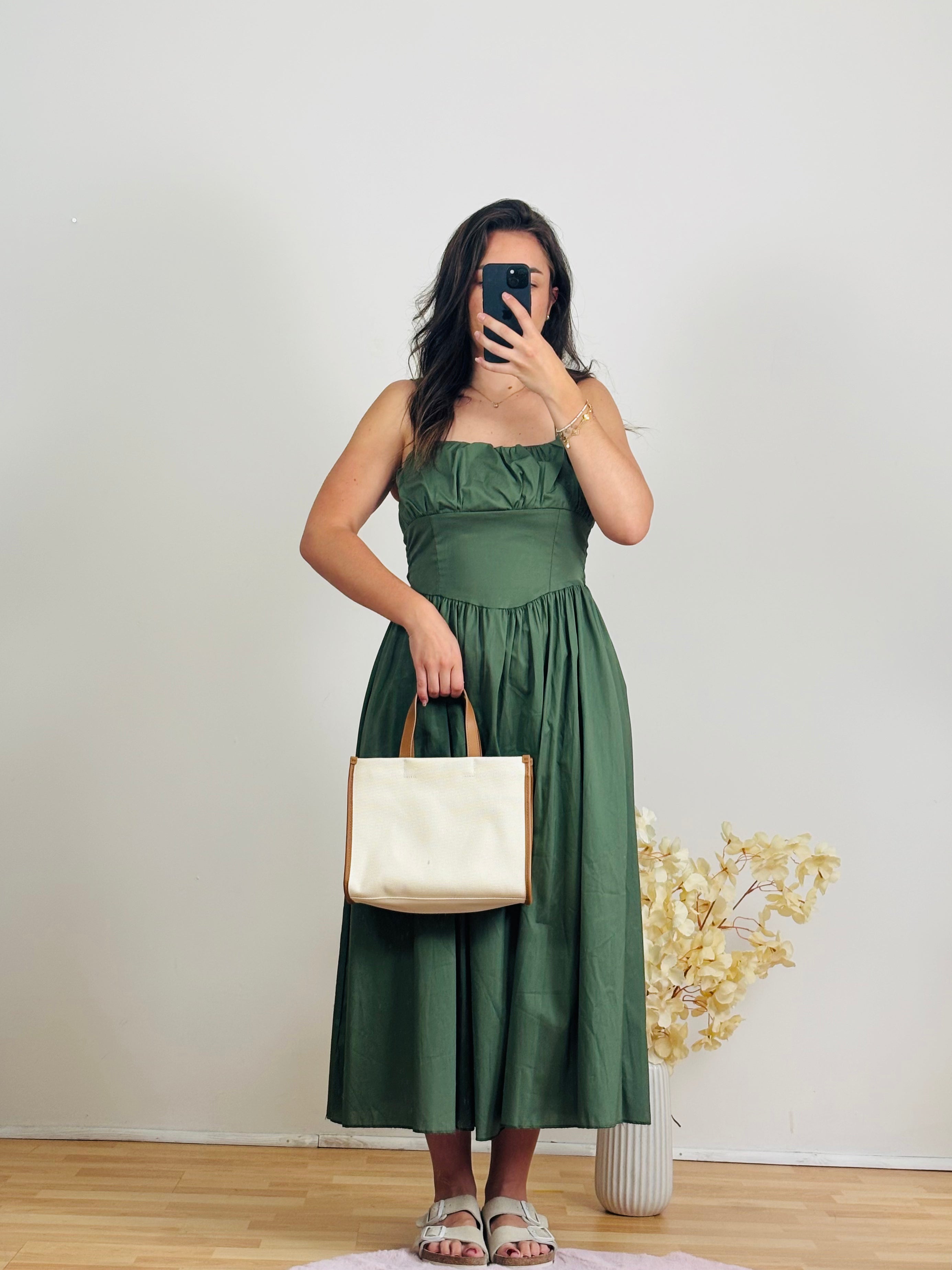 Robe kaki mi-longue