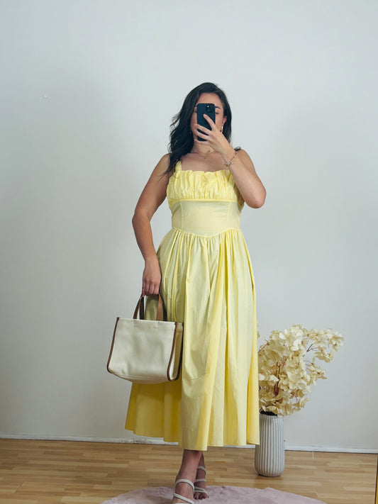 Robe jaune mi longue