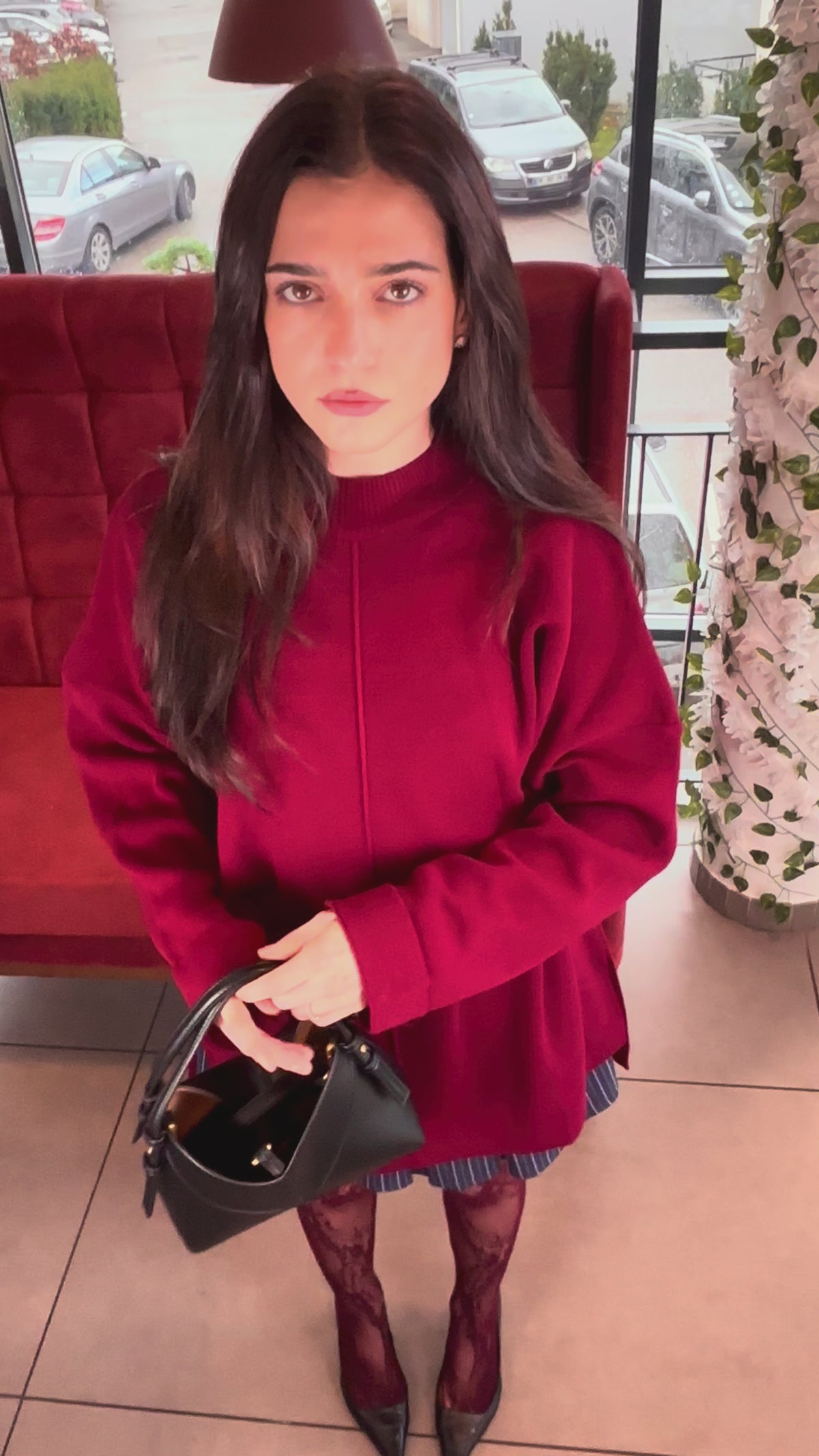 Pull long bordeaux avec ceinture