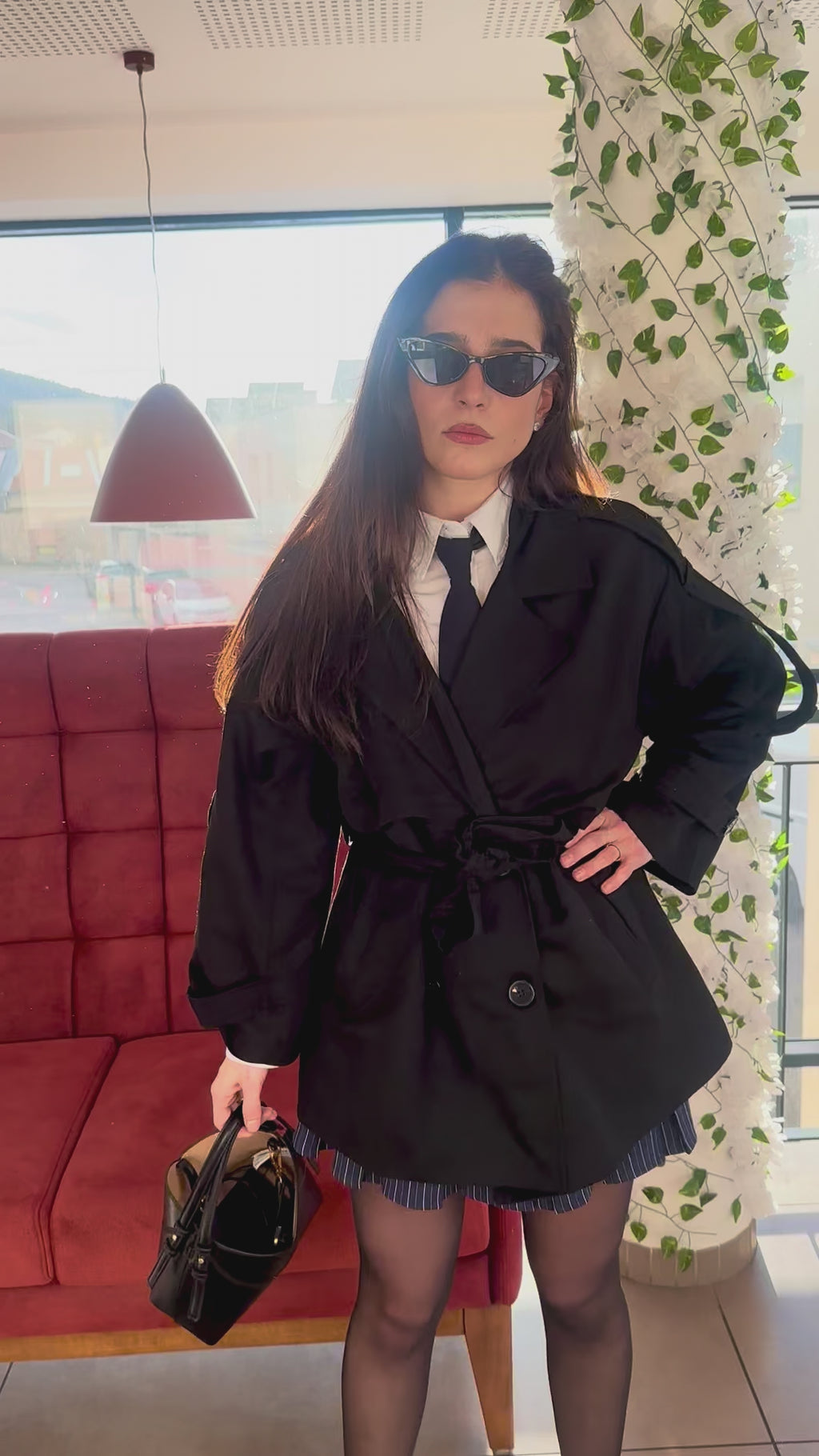 Trench Noir Mi-Long avec ceinture